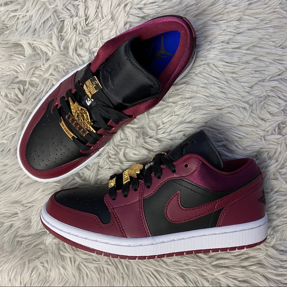 Nike Air Jordan 1 AJ1 Low SE - Picture 13 of 14